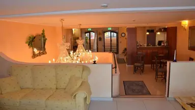 KALOS HOTEL