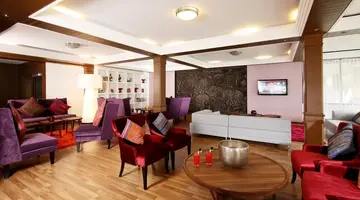 Kamala Beach Resort (Sunprime Resort)