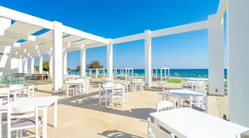 Kamari Beach Hotel - All inclusive