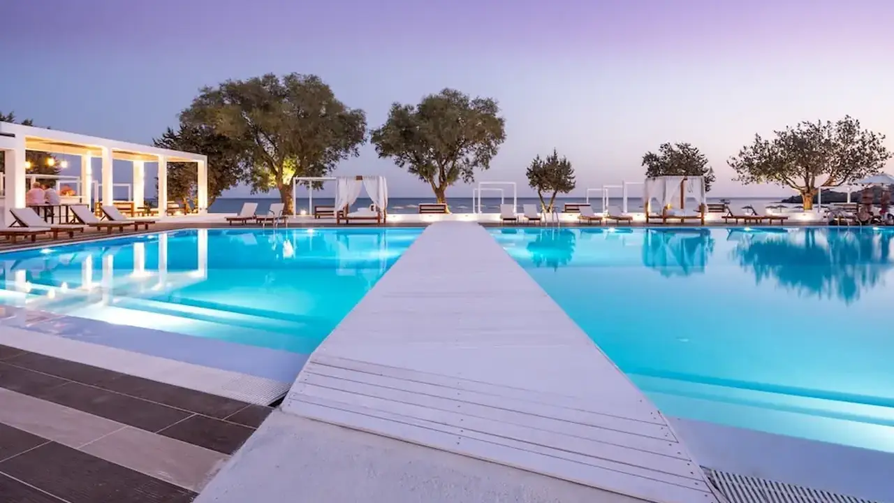 Kamari Beach Hotel - All inclusive