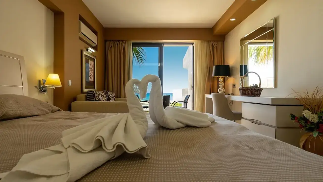 Kamari Beach Hotel - All inclusive