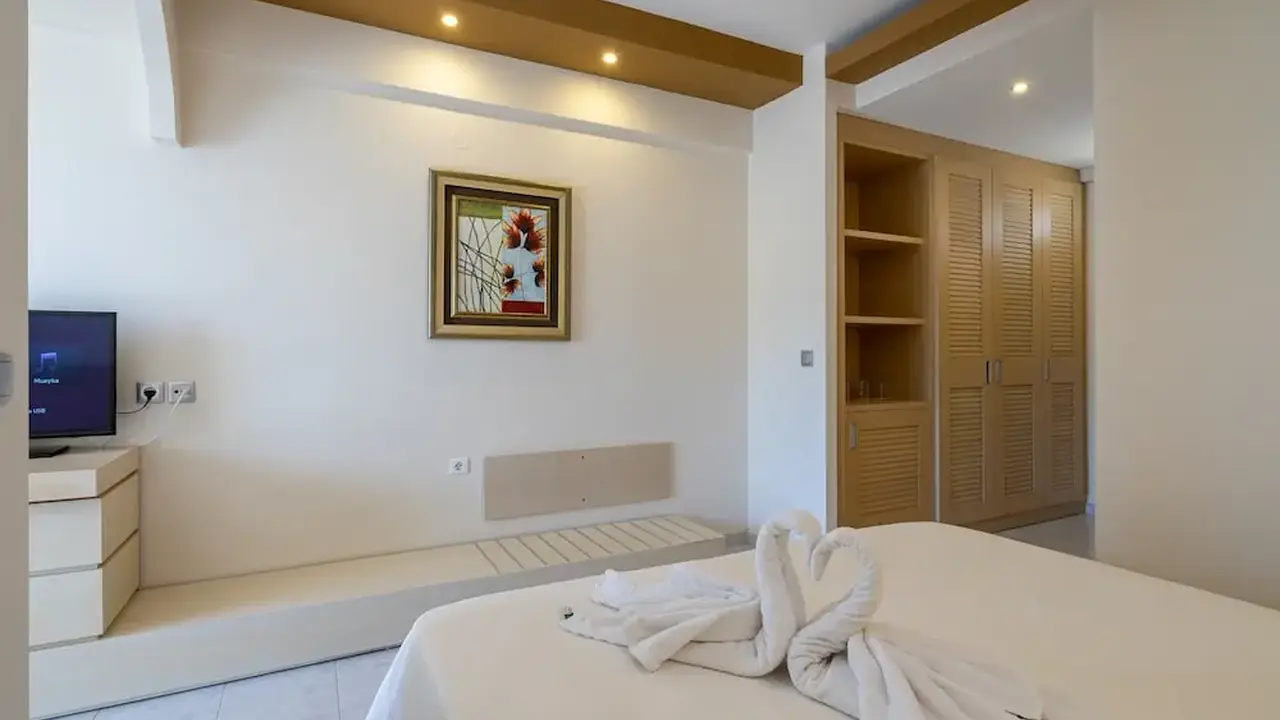 Kamari Beach Hotel - All inclusive