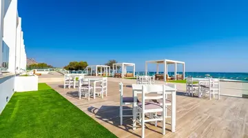 Kamari Beach Hotel - All inclusive