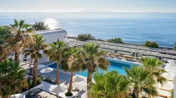 Kamari Beach Hotel