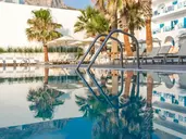 Kamari Beach Hotel