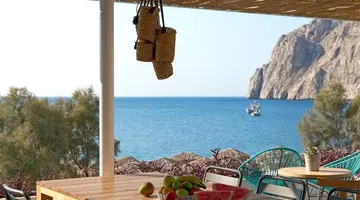 Kamari Beach Hotel