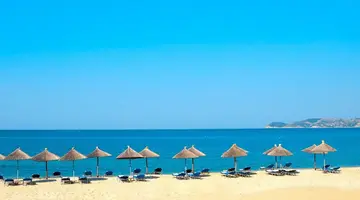 Kamari Beach