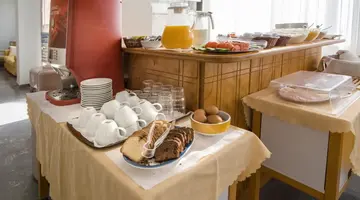 Kamari Blu Boutique Hotel