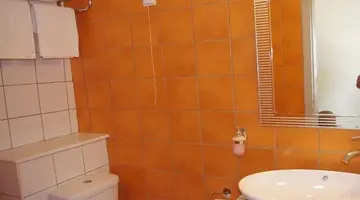 Kamari Blue Boutique Hotel