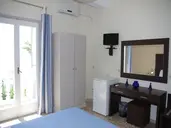 Kamari Blue Boutique Hotel