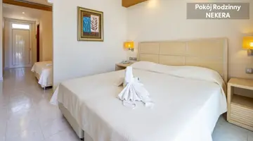 Kamari Plus Hotel