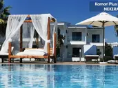 Kamari Plus Hotel