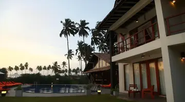 Kamili Beach Resort