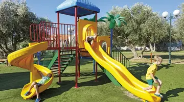 KAMPOS VILLAGE RESORT