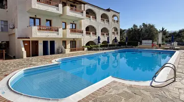 KAMPOS VILLAGE RESORT