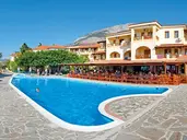 KAMPOS VILLAGE RESORT