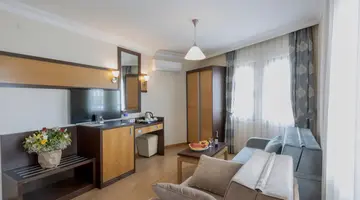 KANDELOR HOTEL