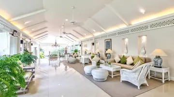 Kantary Bay Hotel