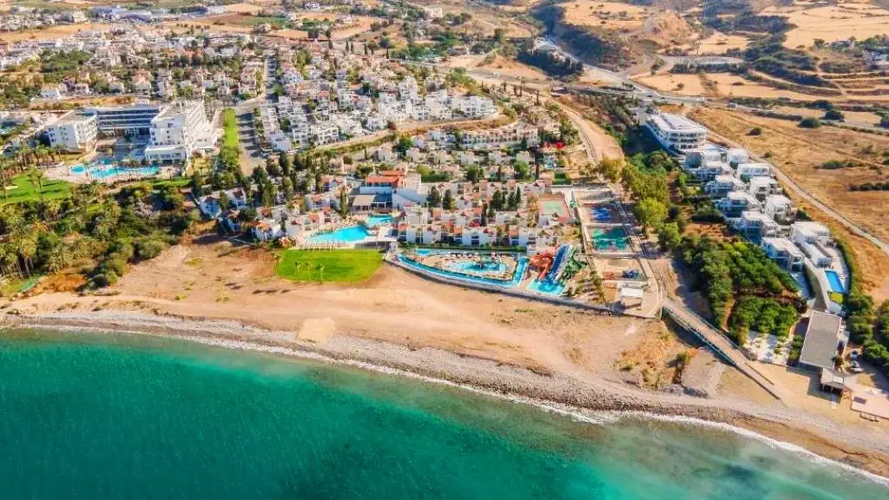 Kapetanios Aqua Resort