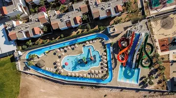 Kapetanios Aqua Resort