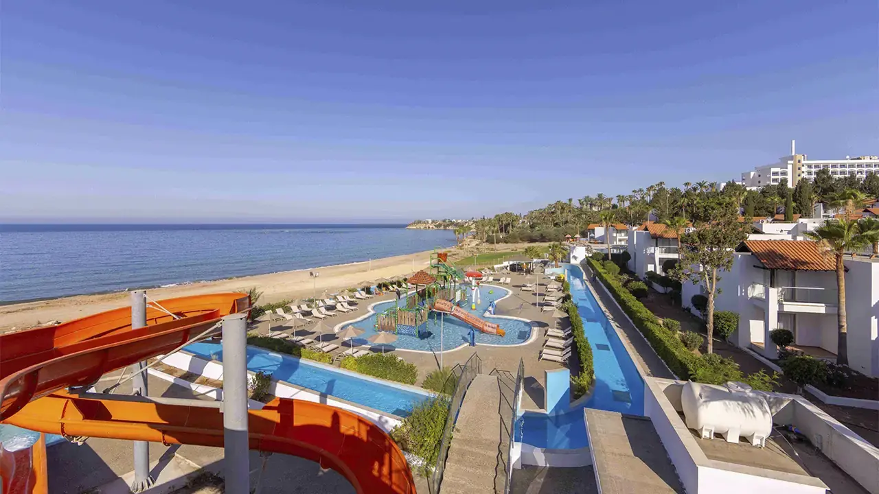 Kapetanios Aqua Resort