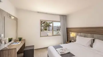 Kapetanios Aqua Resort