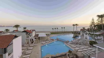 Kapetanios Aqua Resort