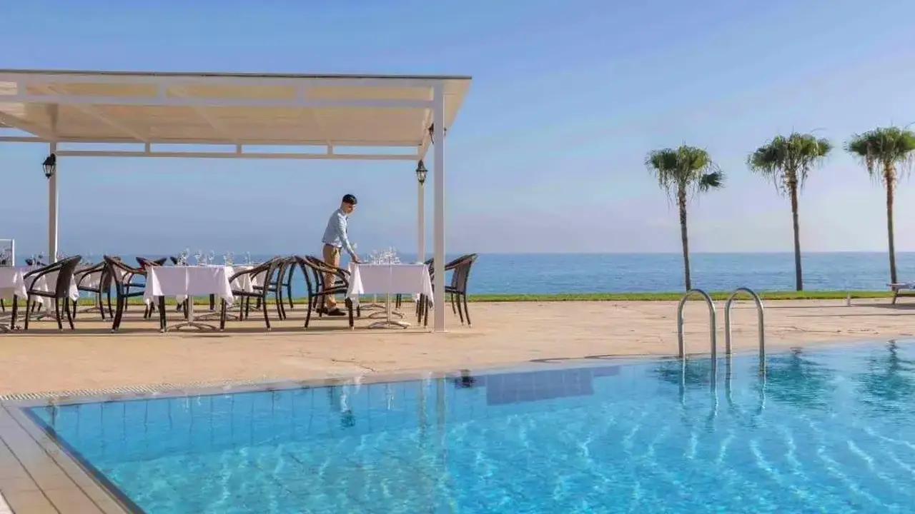 Kapetanios Aqua Resort