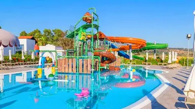 Kapetanios Aqua Resort
