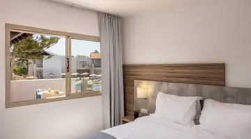 Kapetanios Aqua Resort