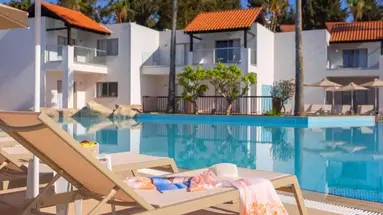 Kapetanios Aqua Resort