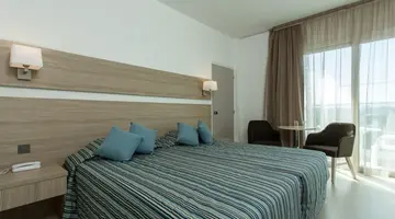 Kapetanios Bay Hotel Protaras