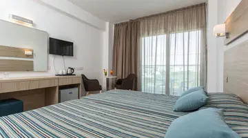 Kapetanios Bay Hotel Protaras
