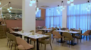 Kapetanios Bay Hotel