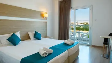 Kapetanios Bay Hotel