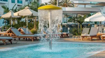 Kapetanios Bay Hotel