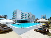 Kapetanios Bay Hotel