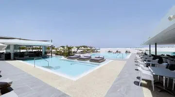 Kapetanios Bay Hotel