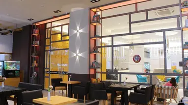 KAPETANIOS BAY HOTEL
