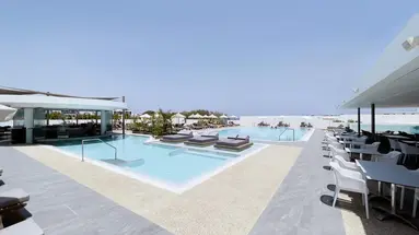 Kapetanios Bay Hotel