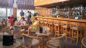 Kapetanios Bay Hotel