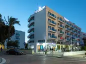 Kapetanios Bay Hotel