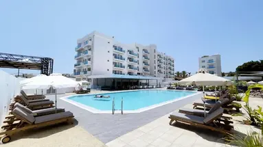Kapetanios Bay Hotel