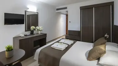 Kapetanios Limassol Hotel
