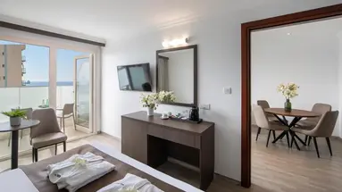 Kapetanios Limassol Hotel