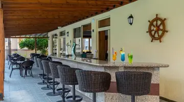 Kapetanios Limassol Hotel