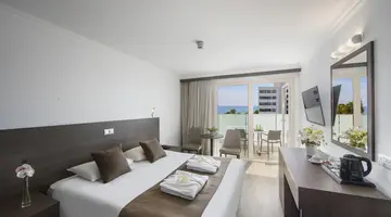 Kapetanios Limassol Hotel