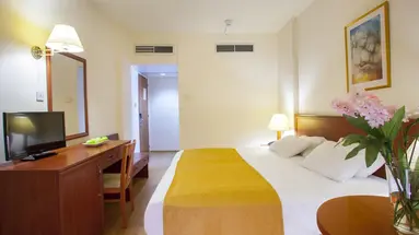 Kapetanios Limassol Hotel