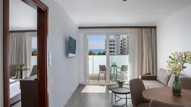 Kapetanios Limassol Hotel