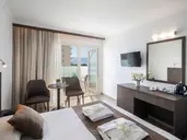 Kapetanios Limassol Hotel